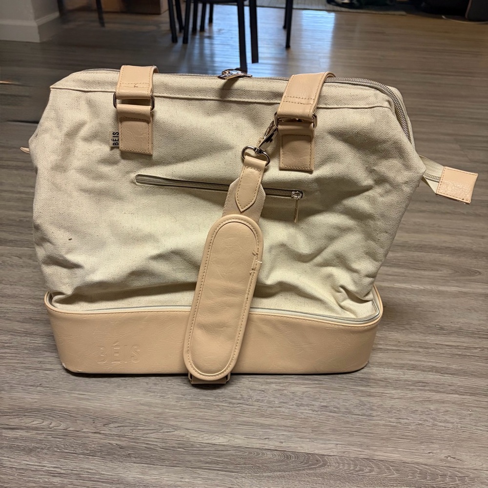 Beis Weekender Bag